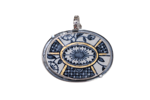 Aesthetic Movement Oval Pendant