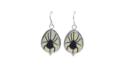 Creamy Spider Earrings