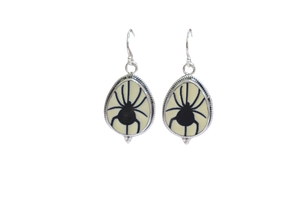 Creamy Spider Earrings