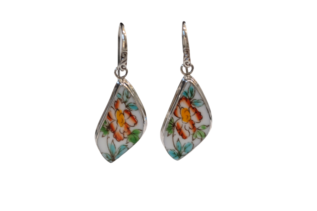 Curved Floral Earrings