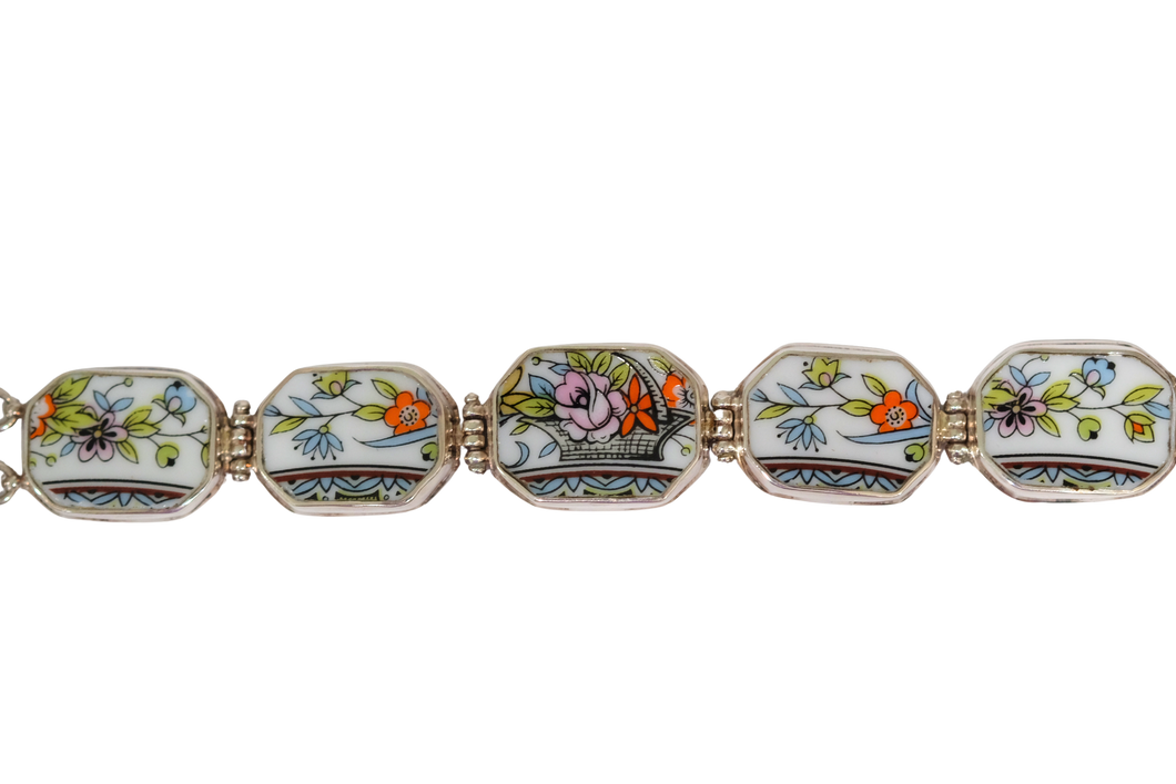 Elegant Bouquet Bracelet