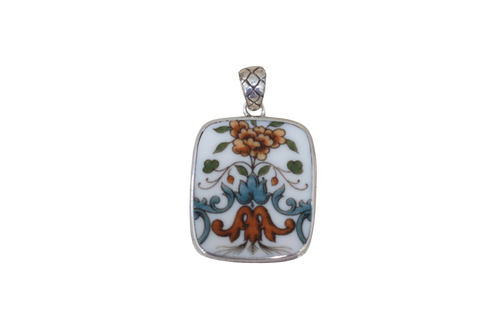 Flirty Floral Pendant