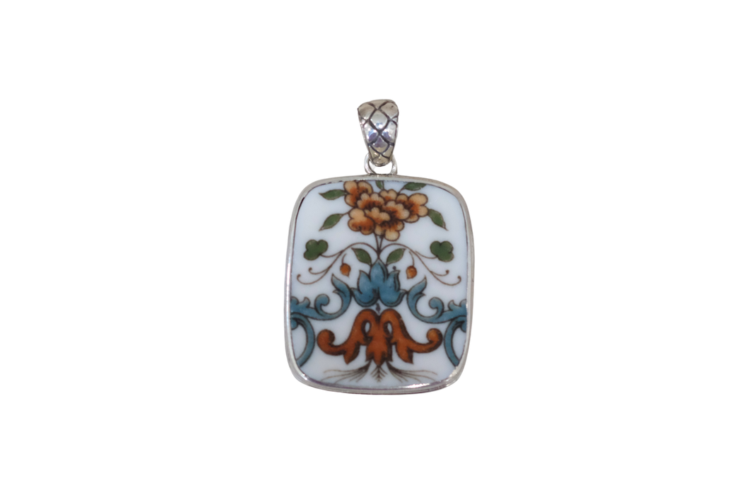 Flirty Floral Pendant