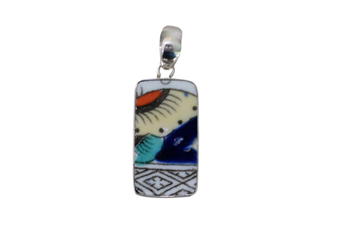 Gaudy Willow Pendant