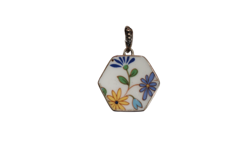 Hexagon Spray Pendant