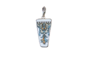 Little Scroll Pendant