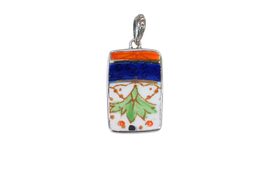 Lone Leaf Pendant