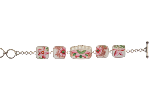 Lovely Pink Flower Bracelet