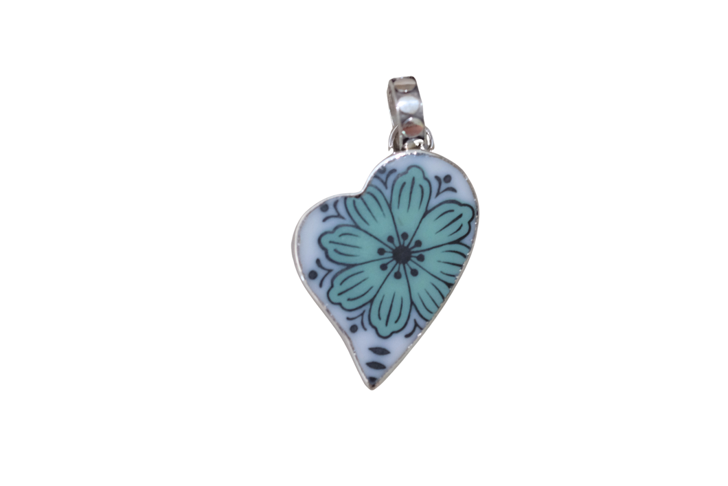 Minty Heart Floral Pendant
