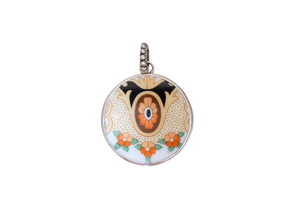 Round Cameo-like Pendant