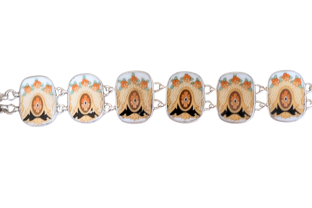 Rounded Rectangle Cameo-like Bracelet