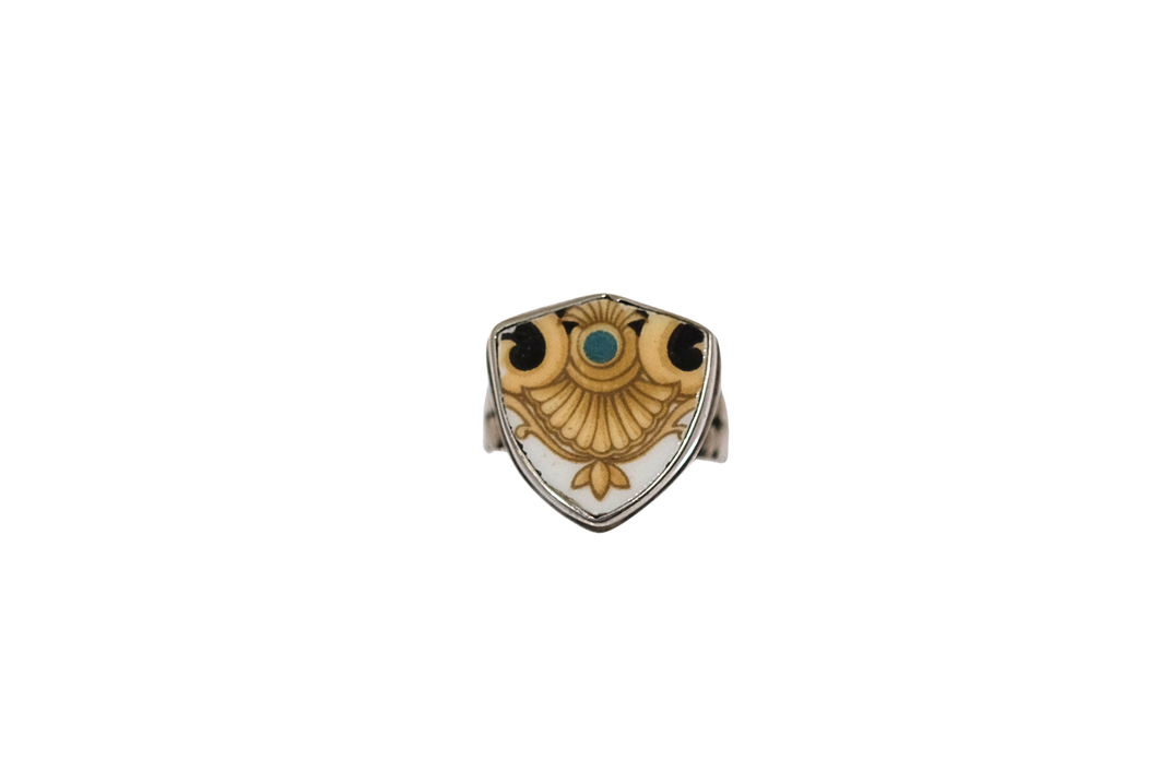 Size 10 Regal Shield Ring