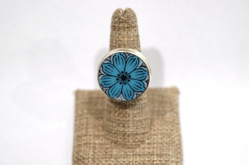 Size 6.5 Blue Flower Ring