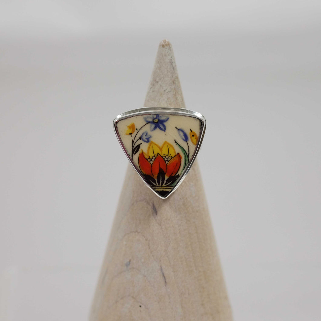 Size 6.5 Triangle Floral Ring
