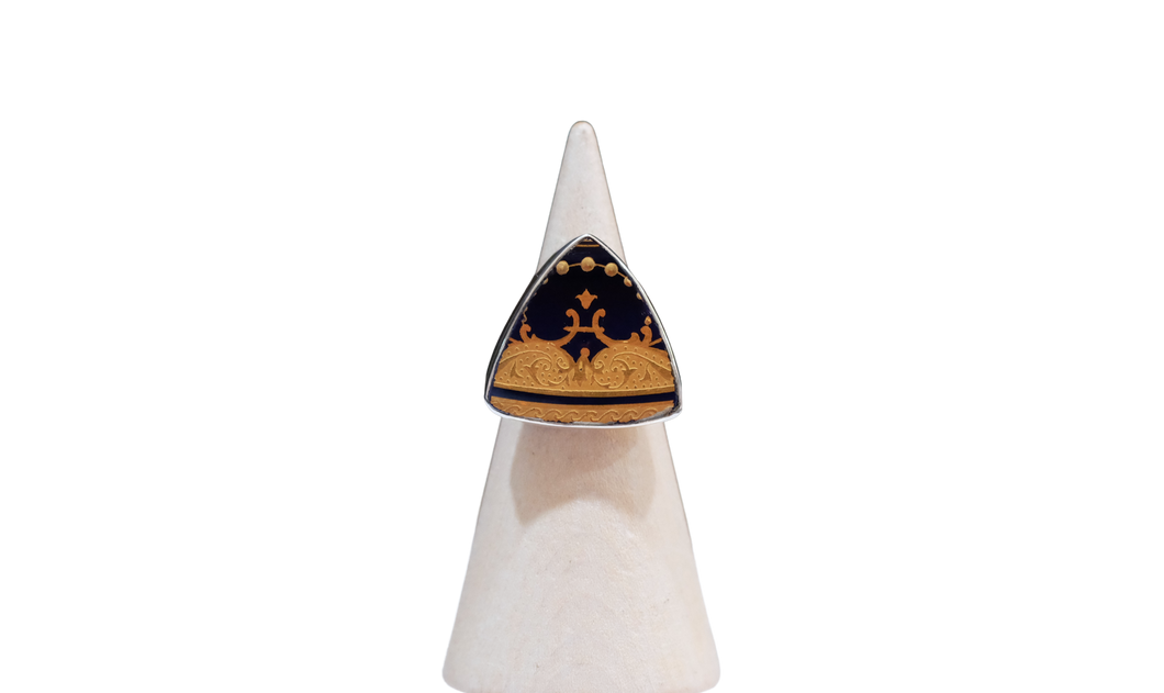 Size 8.5 Navy and Gold Ring