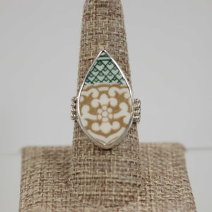 Size 9 Green Willow Ring