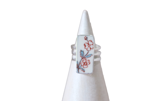 Size 9 Rectangle Floral Ring