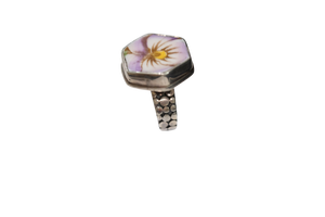 Size 6 Lavender Pansy Ring