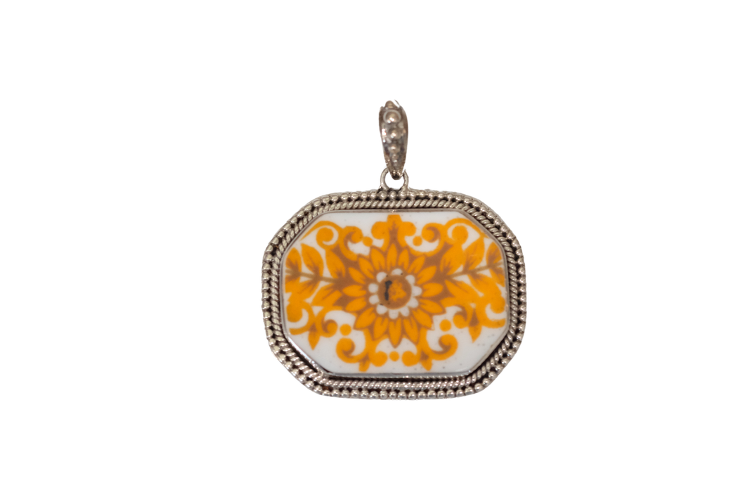 Virginia Pendant