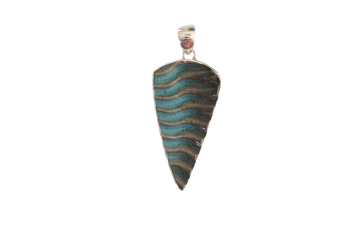 Wavy Textured Pendant